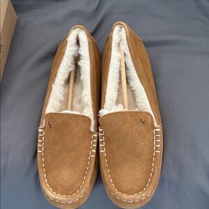 Koolaburra Brown Moccasins with Cream Lining